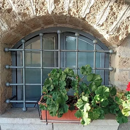 La Casa Sull'aia,av 4*