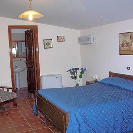 La Casa Sull'aia,av 4* Santo Stefano del Sole