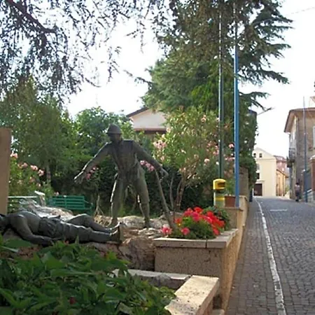 La Casa Sull'aia,av B&B